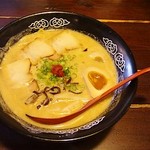 ラーメンく～た  - きわみ　とんこつくーた