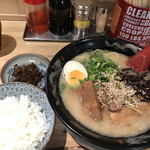 豚骨ラーメン 銀水 - 