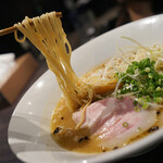 中華そば 十目一八食堂 - 麺リフト