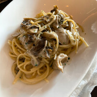 ゼックスウエスト ザ バー - カキのクリームパスタ