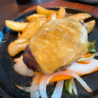 ゼックスウエスト ザ バー - ハンバーグ