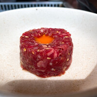 焼肉うしごろ 銀座並木通り店 - ユッケ