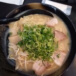 徳島ラーメン ふじい - 特盛ラーメン白