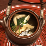 京懐石 みのきち - 椀替り　松茸土瓶蒸し