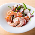 Marinated shrimp and tomato salad