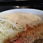 わ楽 - 海老フライの後ろにもタルタル❤️