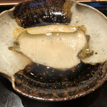 にい留 - 香りが素晴らしく、味わいはピュア♫そして程良い柔らかさの食感が極上です！更に煮汁が鮑そのもの！旨いなぁ〜