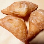 Choleste-Doughnut - ポン・デ・アモ3個(260円)