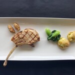 ヴォジュール - お肉料理一例