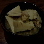 酒茶屋やんちゃ亭 - 信州名物、筍とサバ缶の煮物