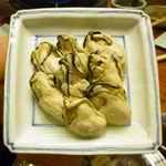 神田 本陣房 - 牡蠣鍋 追加牡蠣　2012.11.5