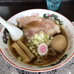 中華そば ふじ野 - 中華そば780円、クズ玉50円。豚大きくて見栄えはいいのだが…