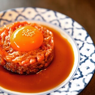 極上黒毛和牛ユッケの食べられるお店！
