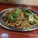 大衆中遊華食堂 八戒 - スパイスラムライス（中）（￥1000）