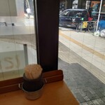 加賀 - 玄関の爪楊枝は、うってつけの場所に固定されています。