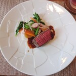 Crane - 鹿児島中山牛シンタマ(フォンドヴォーと柚子胡椒ソース)つるむらさき、にんじん