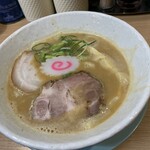布施 細見商店 - 鶏豚骨ラーメン（￥780）
