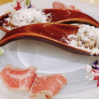 煌 焼肉 - 黒毛和牛のタルタル
                    レアローストビーフ