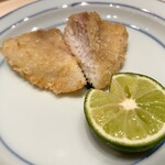 佐たけ - 真魚鰹のフライ 酢橘