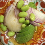 御田町 桃の木 - アボガド枝豆タマネギ