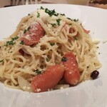 ボーノ - サービスランチ  粗挽きソーセージとタマネギのペペロンチーノ