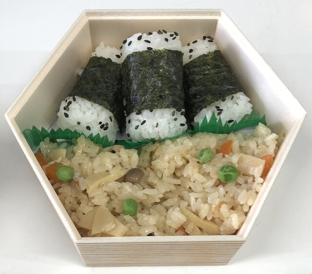 仕出し割烹 しげよし 仙台青葉店 - 東照宮（弁当）の写真