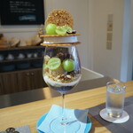 ラトリエ ドゥ ノノ - シャインマスカット・金箔