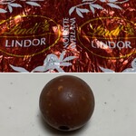 Lindt Chocolat Boutique & Cafe Karuizawa Purinsushoppingupurazaten - ヘーゼルナッツ