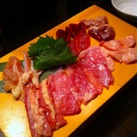 焼鶏あきら 中目黒本店 - 焼鳥盛り合わせ２人前