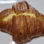 たま木亭 - クリームクロワッサン