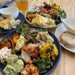 かすがい食堂 pirahu - かすがいブッフェ。今日は15種類以上ありました♪そして全部おいしい！レシピ欲しいw