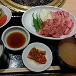 Kurogewagyuu Yakiniku Ichi - 黒毛和牛大盛焼肉定食980円(税込1,078円)