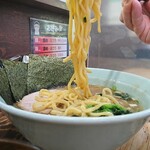 らーめん武道家 口 - 麺リフト