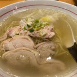 餃子の王様 龍吟 - 鶏肉のラーメンセット850円