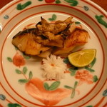 岩さき - 幽庵焼きに松茸を添えて