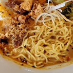 Soup Curry Chinita - 〝9月平日限定〟スパイスラーメン～麻辣スープ～(ライス付き) の麺