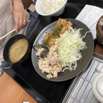 Karayama - 青唐辛子唐揚げと豚しゃぶ定食（＾∇＾）