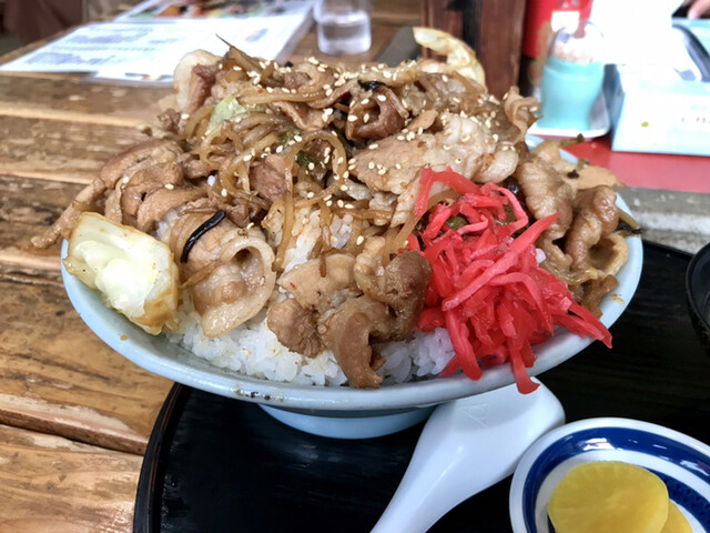 御食事処　山の五代 - 焼肉丼？