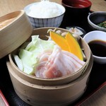Umedata Ishuu Sakaba Ecchi - 【ランチ】豚バラと野菜のセイロ蒸し定食