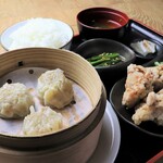 Fried chicken & bamboo steamer shumai set meal (limited to 10 meals a day)