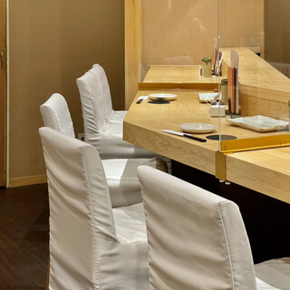 炭火焼鳥 高くら_2