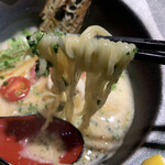 U2 ジユ雲丹ススレ - モチモチの麺