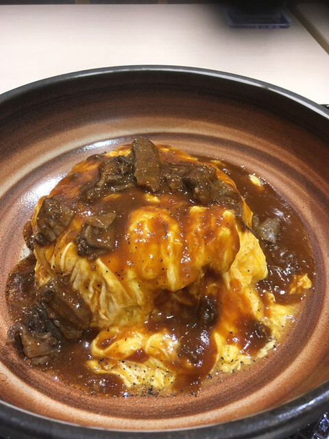 おむらいす メニュー写真 : 十六雑穀オムライス＆炭焼きハンバーグ専門店 おむら