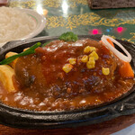 レストラン やまがた - ハンバーグステーキ 1380円。ライス 310円。