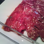 1050円。肉＆トング