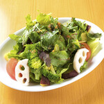 On Ni Chi Wa - 彩り野菜のグリーンサラダ