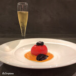 カーサ・デル・チーボ - ｷｬﾋﾞｱで味わう蟹詰めﾄﾏﾄ