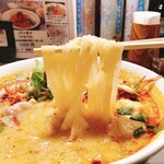 サワデーすみ芳 - トムヤムラーメン