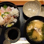 h Kaisen Ryouri Umi Oyaji - 海鮮丼ランチ