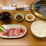 焼肉丸正 - 料理写真:上カルビ定食